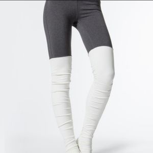 Alo Yoga Goddess leggings NWOT